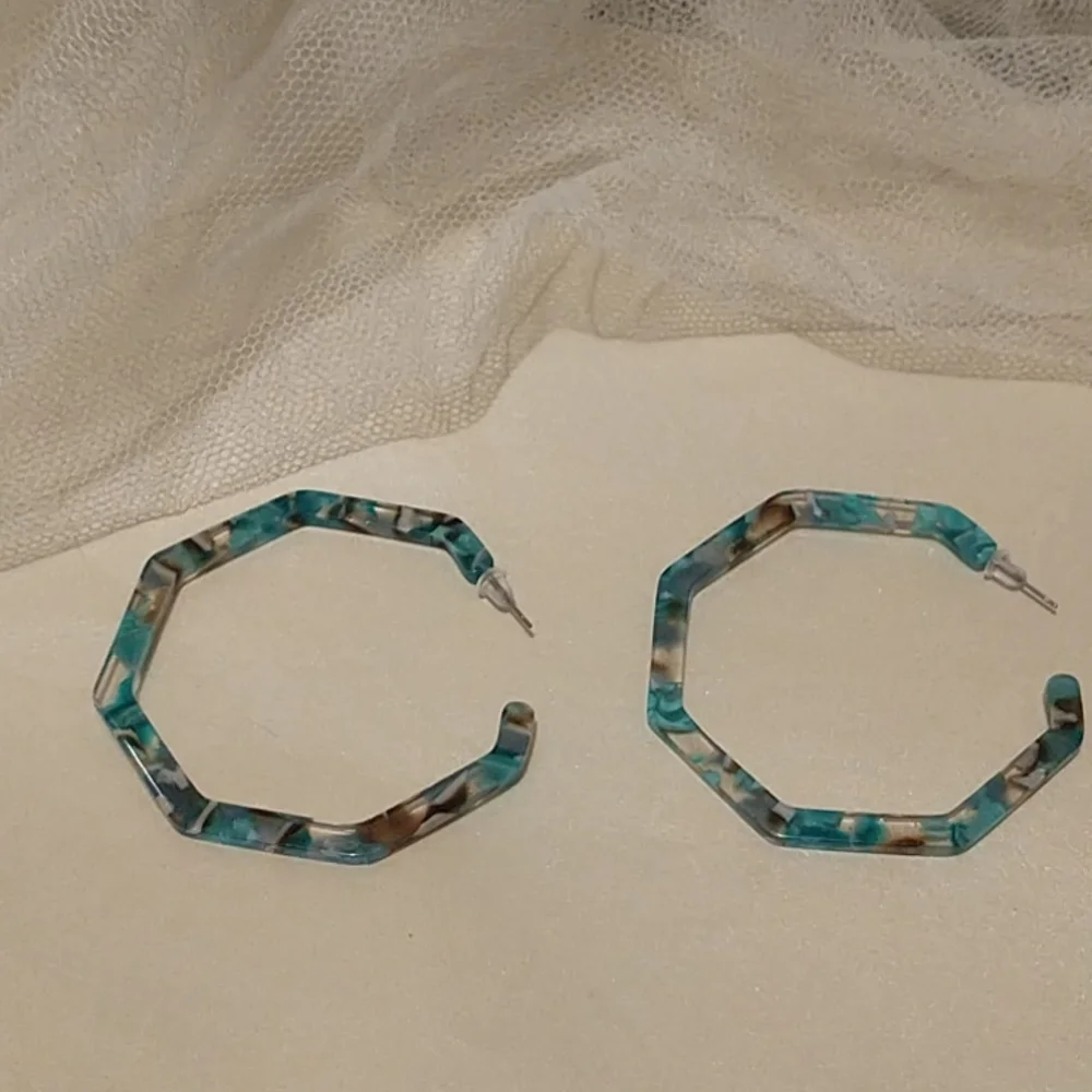 Aqua Acrylic Hoop Earrings! - Picture 4 of 6